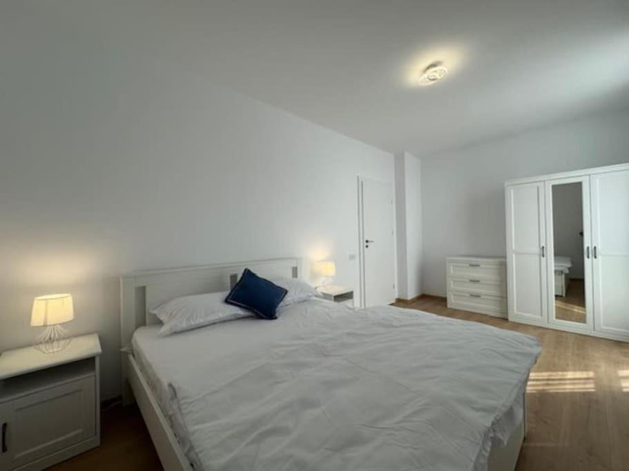 Joy City Stay Vivalia 7B-25 Timişoara Exteriör bild