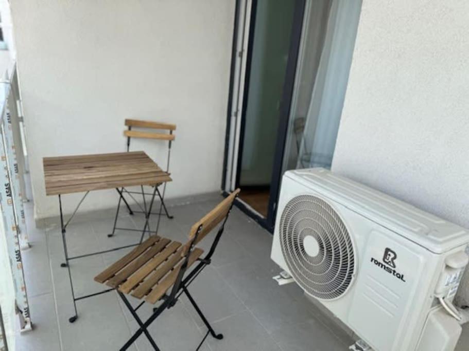 Joy City Stay Vivalia 7B-25 Timişoara Exteriör bild